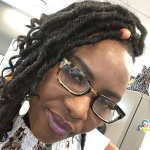 Meet your Posher, Latasha